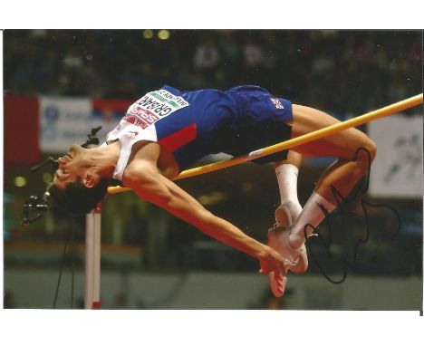 Olympics Robert Grabbarz signed 6x4 colour photo of the bronze medallist in the Mens high jump at the 2012 games for Great Br