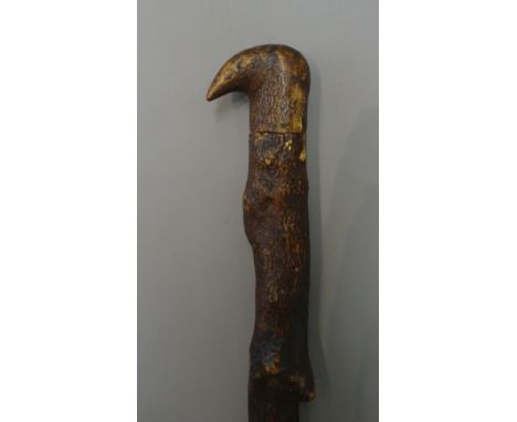 A Shillelagh type gadget walking stick of naturalistic form, the screw top opening to reveal a spirit flask (95cm) and one fu