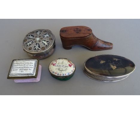 A 19th century Continental silver and gold inlaid tortoiseshell snuff box of oval form, 7.7cm wide, two 18th century Stafford