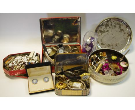 A pair of Wedgwood Rampant Lion cufflinks, original box; others; various lady's and gentleman's wristwatches including Rotary