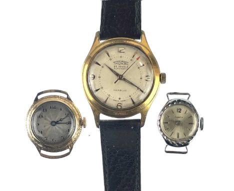 the signed 26mm silvered dial with gilt baton and 3, 6, 9, 12 numerals; together with a ladies 9ct gold manual wind wristwatc