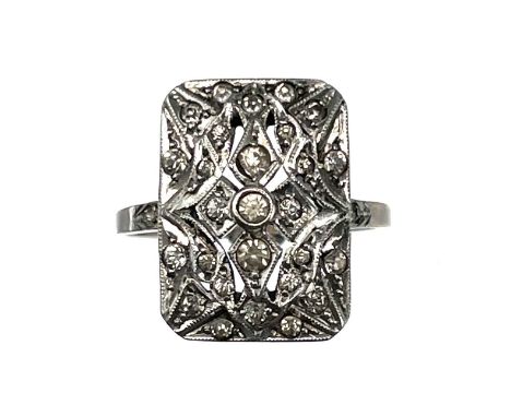 Stamped 9CT &amp; SIL, the rectangular head measuring 14 x 19mm, size R, 5.5g.