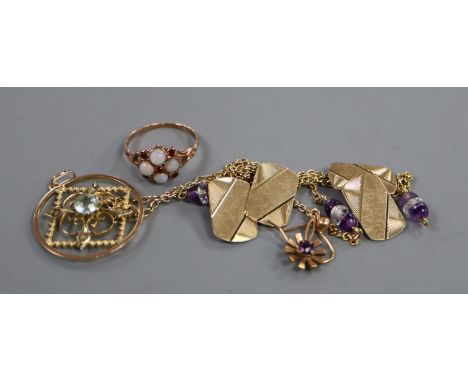 A pair of 9ct engraved gold cufflinks and four other 9ct gold items including a topaz-set circular openwork pendant, a rose g