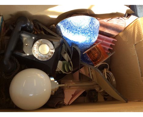 A carton of assorted items to include; kitchen ware, Deco style lamp, phone, clocks etc.