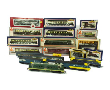 Collection of Hornby, Lima and Bachmann trains and carriages, some boxed; together with a boxed Gauge Master model DS 