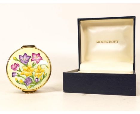 Moorcroft enamel Floral round lidded box by Amanda Rose , Trial piece dated 23/10/01. Boxed, diameter 5.5cm 