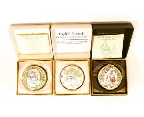 Three Beatrix Potter Crummles English Enamels to include 1988/89 Annual Beatrix Potter box BP36, 1986/87 Annual Beatrix Potte