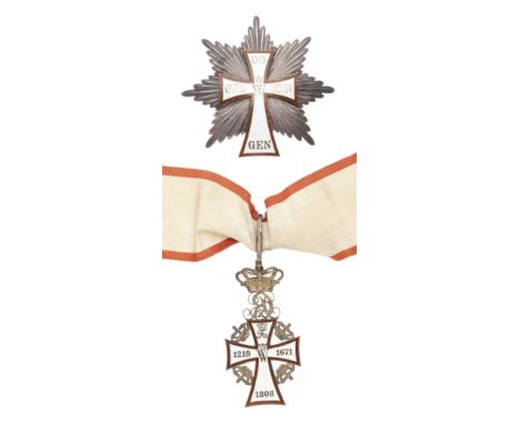 Denmark,Order of Dannebrog, Second Class set of insignia, comprising neck badge and breast star, in silver-gilt, silver and e