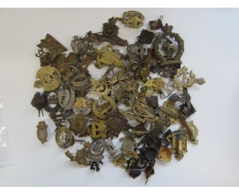 Indian Army, Cap and Collar Badges c1922-1947,Sixty+ examples, mainly cast issues together with sundry ranks stars etc., gene