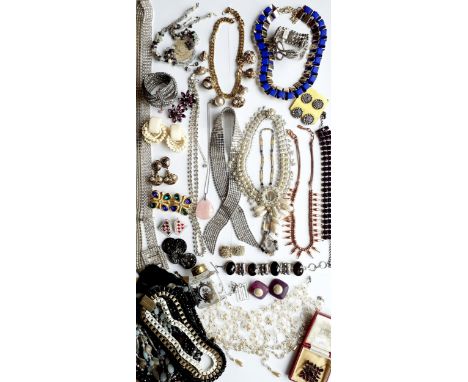Kenzo- A Kenzo copper tone necklace and earrings together with mixed late 20th Century costume jewellery to include a Barbara