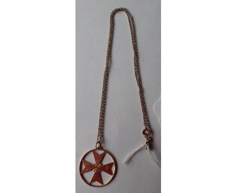 An 18ct gold Maltese cross circular pendant on a 9ct gold chain, 7.8gLocatiopn: Cab 