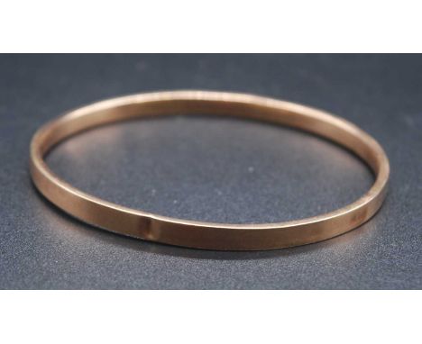 A 9ct rose gold hollow bangle, of square section, Birmingham 1924, 6.1g, dia.7.5cm