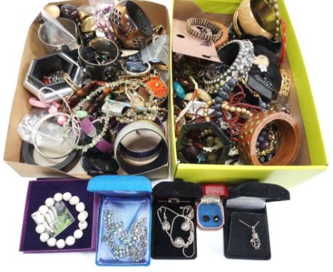 LARGE SELECTION OF COSTUME JEWELLERY
including bead necklaces and bracelets, a boxed Imperial pearl bracelet, earrings, charm