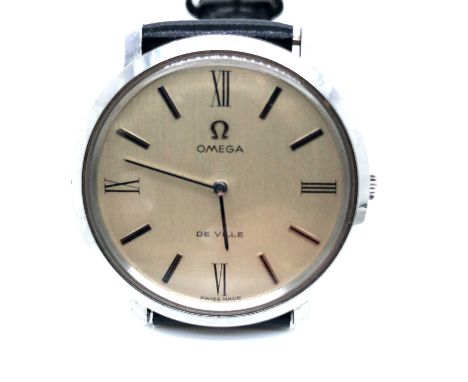 A Gents Omega Deville wristwatch. The stainless steel case diameter 33mm with a manual wound cal. 620 movement. Circa 1969. W