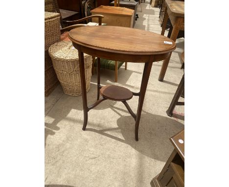 AN EDWARDIAN OVAL MAHOGANY TWO TIER OCCASIIONAL TABLE, 25X17.5" 