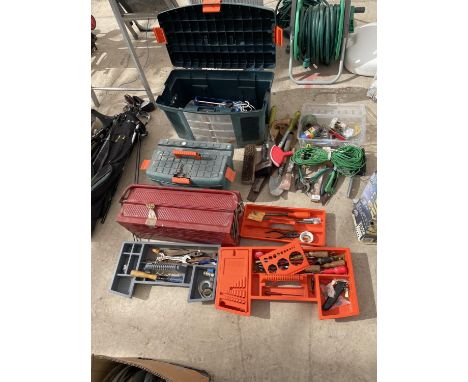 AN ASSORTMENT OF TOOLS TO INCLUDE A MALLET, BRUSHES AND THREE TOOL BOXES ETC 