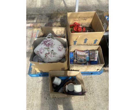 AN ASSORTMENT OF HOUSEHOLD CLEARANCE ITEMS TO INCLUDE CUSHIONS, BOOKS AND SCALES ETC 