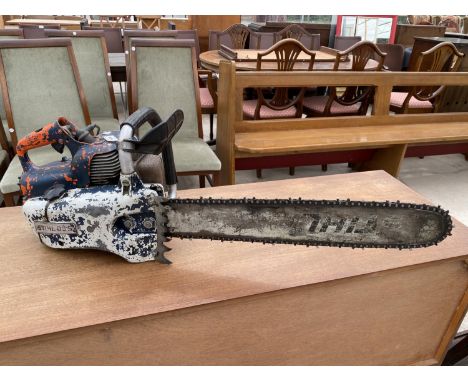 A STHIL 08S PETROL CHAINSAW BELIEVED WORKING ORDER BUT NO WARRANTY 