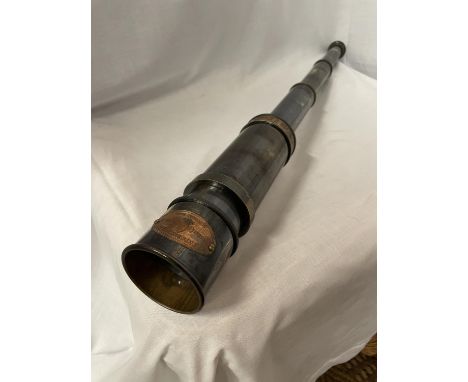A BRASS SCOUT REGIMENT STYLE TELESCOPE LONDON 1940 BROADHURST CLARKSON 
