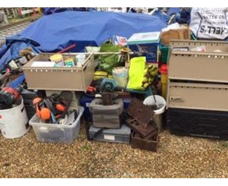 THE CONTENTS OF A WORKSHOP TO INCLUDE VARIOUS TOOLS AND QUIPMENT INCLUDING STRIMMERS, TILE CUTTERS, HEDGE CUTTER, SOLAR BATTE