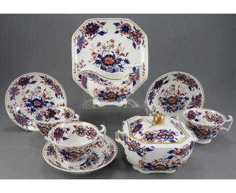 A group of early nineteenth century blue and white transfer-printed Spode bone china tea wares as pattern #3685, c. 1820. To 