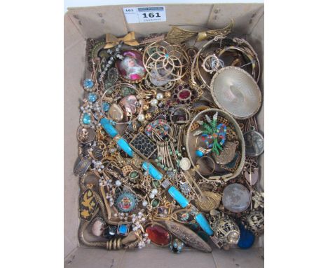 Vintage costume jewellery in one box