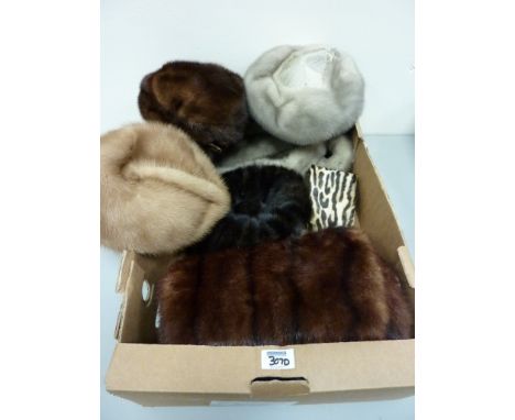Vintage Clothing -  fur stole bearing label 'Maxwell Cowan & Co. Tailors and Furriers Scarborough and Bridlington', fur hats 