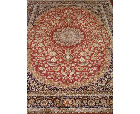 Persian Keshan design red and beige ground rug carpet, 230cm x 160cm
