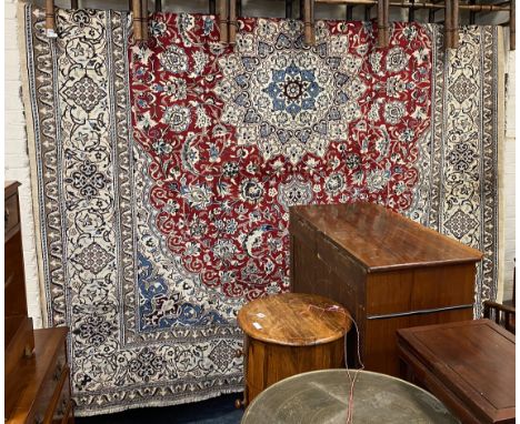 FINE CENTRAL PONT SILK NDIN CARPET - 385 X 300 CMS