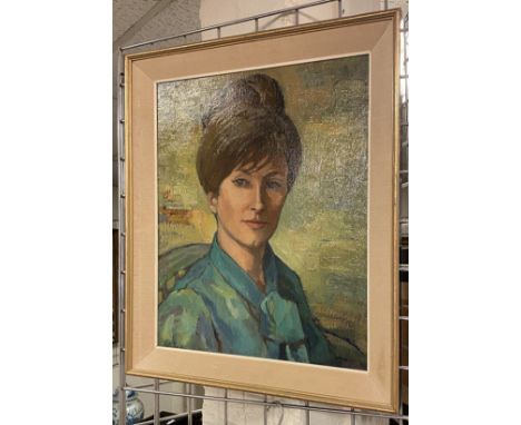 1960'S OIL ON BOARD - PORTRAIT OF YOUNG WOMAN - SIGNED