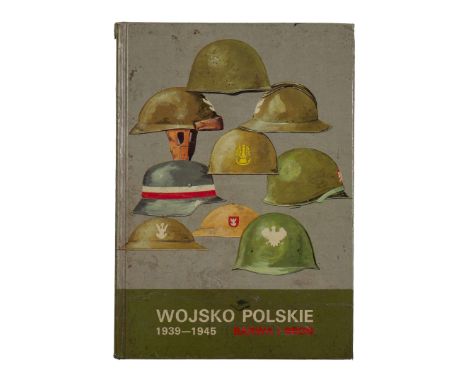 Book: "Polish Army 1939-1945: Uniforms and Weapons". The overall condition is visible in the photos. Dimensions: 24 cm x 17 c