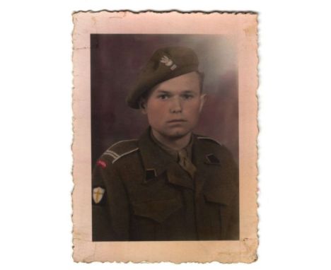 Polish WW2 Photograph of a Corporal from the 2nd Polish Corps. A photograph taken between 1945 and 1946, featuring a corporal