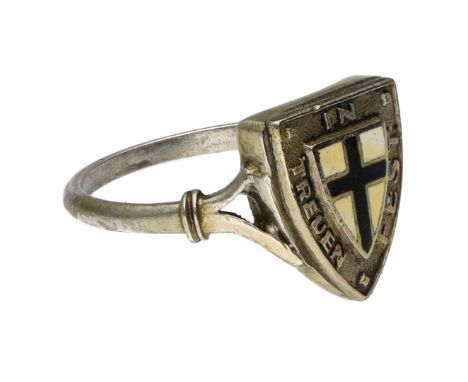 Ring with an applied shield featuring the inscription 'In Treuen Fest,' with an enameled black cross in the center. Made of s