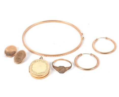 A mixed lot of gold jewellery: to include a 3mm wide bangle, clasp with Birmingham import mark, 1989, 3.4g; a pair of 9ct ear