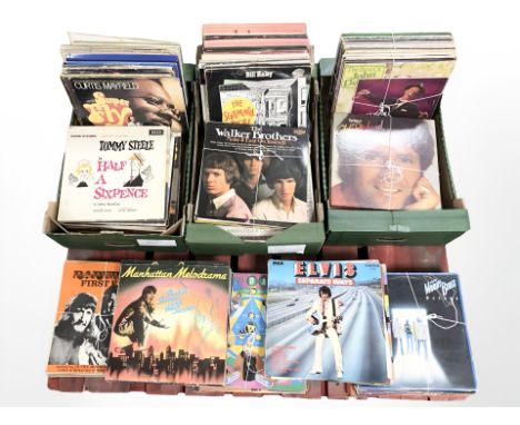 A large quantity of vinyl LP records including Elvis, easy listening, Cliff Richard, etc. (1 pallet)