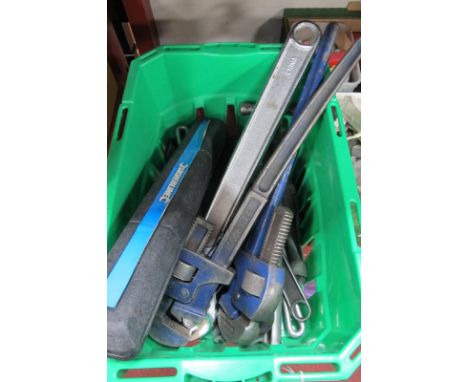 Tools - Record 24 Wrenches (x 2), (x 2) Rigid 818 examples, Bahco 8075 adjustable spanner, 15 Taparie examples, Record  No 20