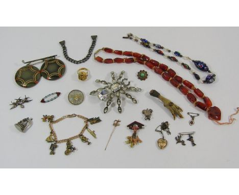 Collection of antique and vintage costume jewellery to include a white metal equestrian sport fob (af), silver pocket chain, 