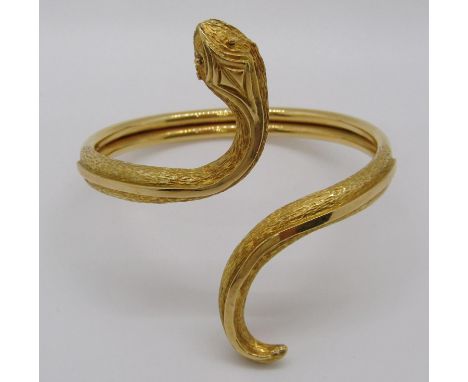 Greek 18ct novelty bangle in the form of a coiled snake, stamped 'Greece 750 A21' to tail, 32.2g