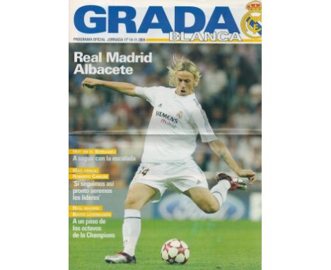 David Beckham signed Adidas 6x4 inch colour promo photo, Real Madrid v Albacete 2004 matchday programme and ticket. Good Cond
