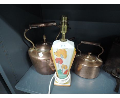 Two copper kettles and reproduction deco style table lamp