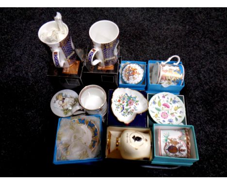 A tray containing boxed and unboxed cabinet china to include Minton and Aynsley dishes, commemorative mugs, trinket boxes etc