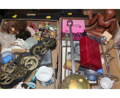 A brass &amp; iron chestnut roaster, toasting fork, brass martingales, cast metal banana and a selection of miscellaneous chi