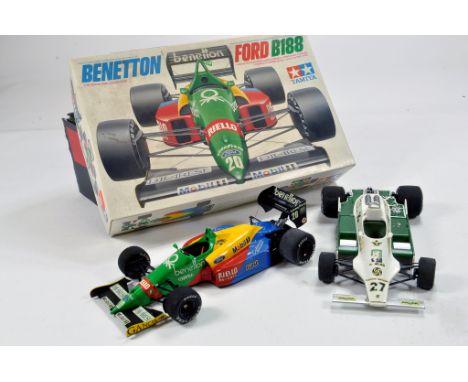 Plastic Model Kit duo comprising Formula One Benetton and one other. Attention needed. (2