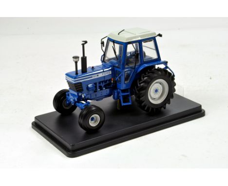 Scarce Martyns Farm Models MFM 1/32 Bespoke Hand Built Ford 8100 Tractor. Superb piece. 