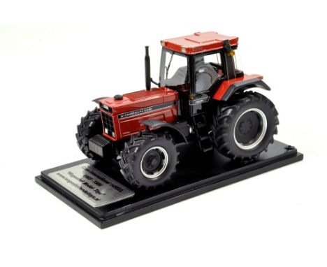 Scarce Wagenhof Models 1/32 Case International 1455XL Tractor. Superb Model. 