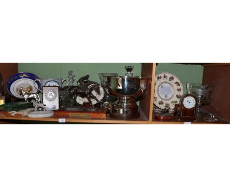 A collection of horse memorabilia consisting of collectors plates 'Charter House Mercantile Steeplchase Winner Deep Moment Ch