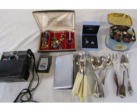 Jewellery box with assorted cufflinks, boxed pair of Wedgwood cufflinks, Kodak instamatic 300 camera, Zippo lighter, cigarett