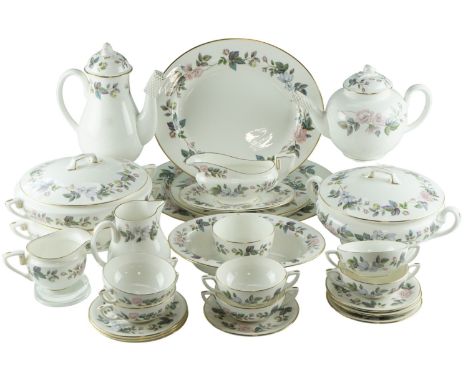 A 1960s Royal Worcester June Garland tea and dinner service, over 25 items