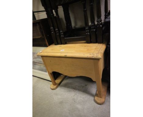 Pine Box Stool / Commode 
