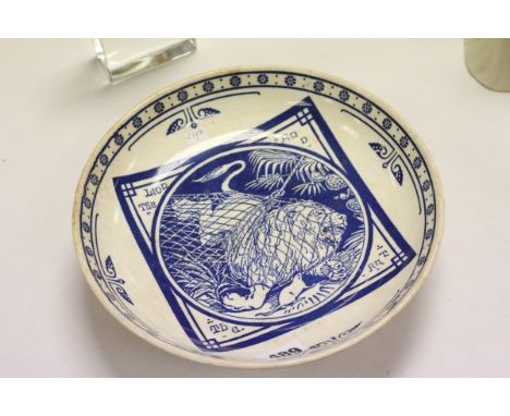 Minton's Footed Bowl decorated with the tile design of Aesop's Fable ' The Lion & the Rat '